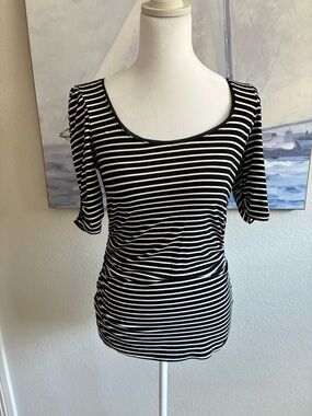 White House Black Market Black & White Striped Scoop Neck Tee